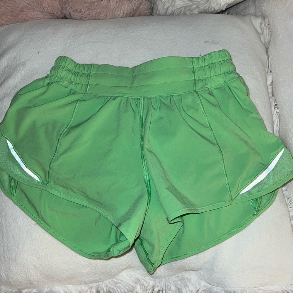 Lulu scream green hotty hot